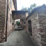 All'archetto Del Terz'ordine بيت ضيافة