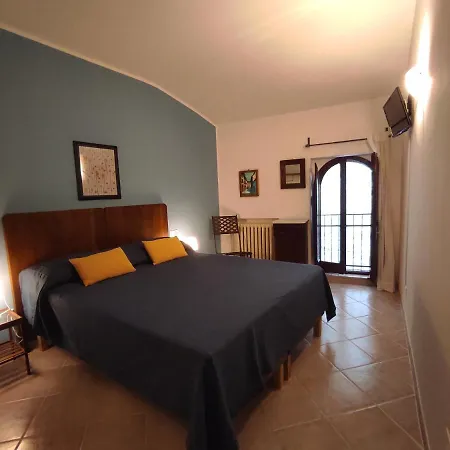 All'archetto Del Terz'ordine 아시시